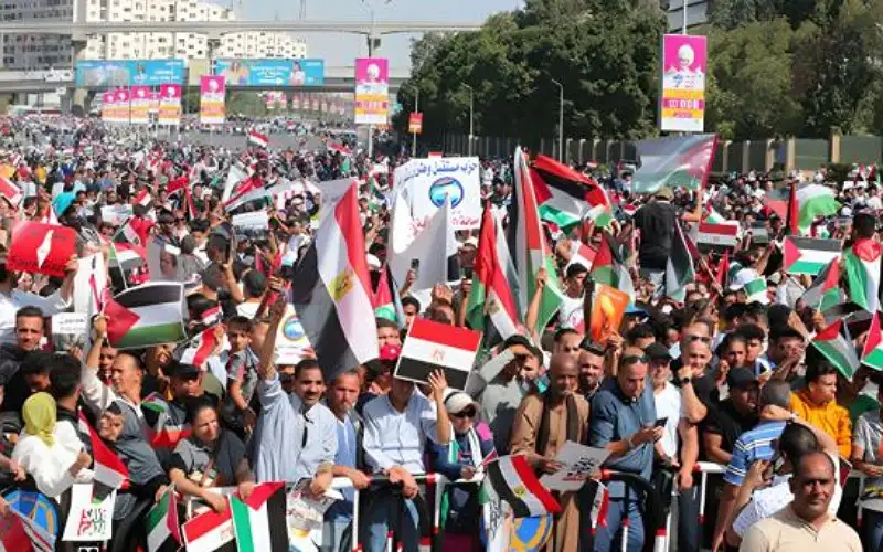 مظاهرات حاشدة في مصر دعما للشعب
