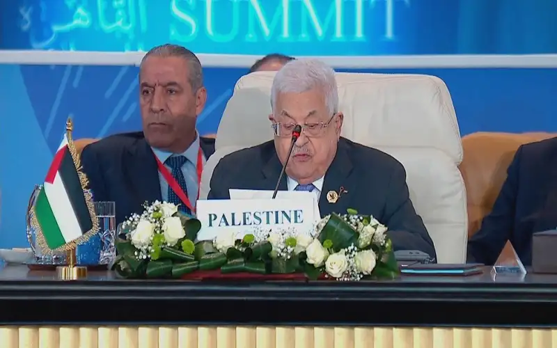 الرئيس الفلسطيني يحذر من محاولات تهجير