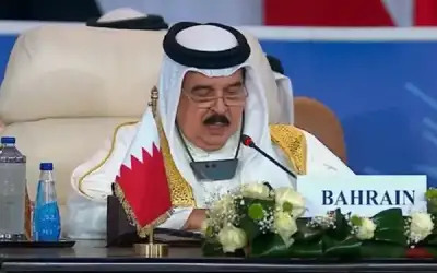 ملك البحرين: يجب العمل للإفراج عن