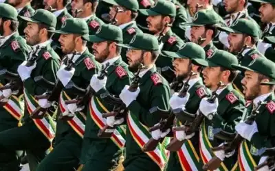 الحرس الثوري الإيراني ينقل أعضائه للحدود
