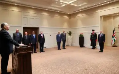 رئيس وأعضاء هيئة النزاهة ومكافحة الفساد