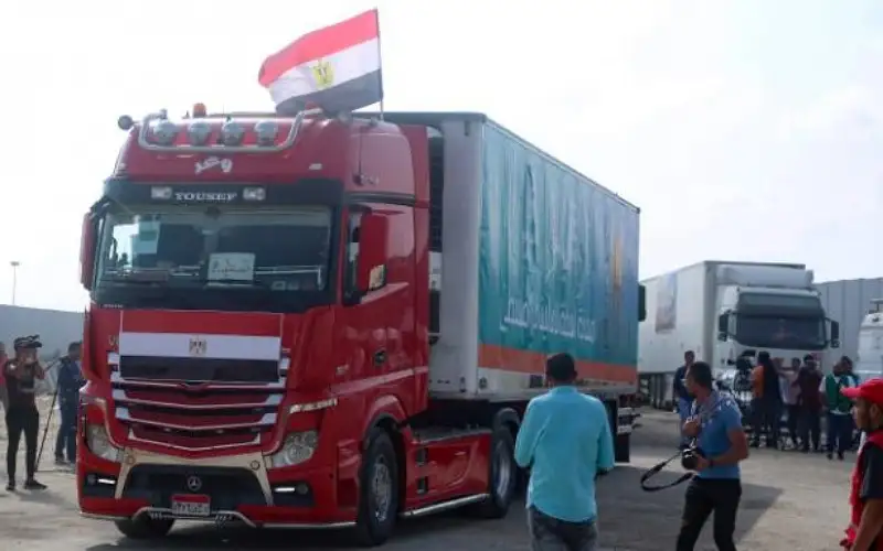 الأونروا: دخول شاحنات وقود إلى غزة