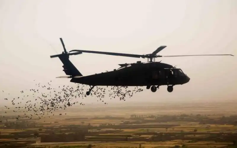 الاحتلال ينشر في سماء غزة منشورات