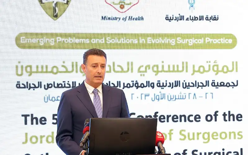 الصفدي أمام أطباء دوليين: العالم يغطي