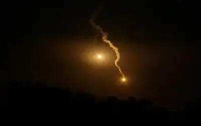 قصف إسرائيلي يستهدف محيطي مستشفيي الشفاء