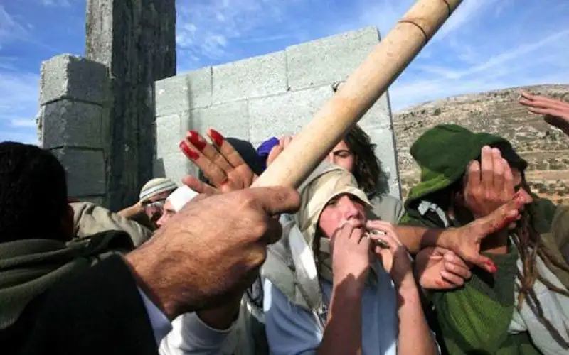 200 ألف مستوطن أصبحوا لاجئين