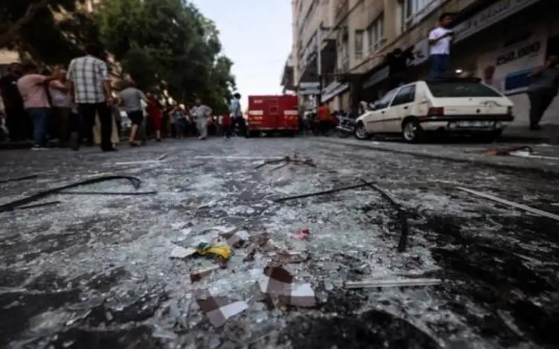 4 شهداء جراء قصف الاحتلال دراجة