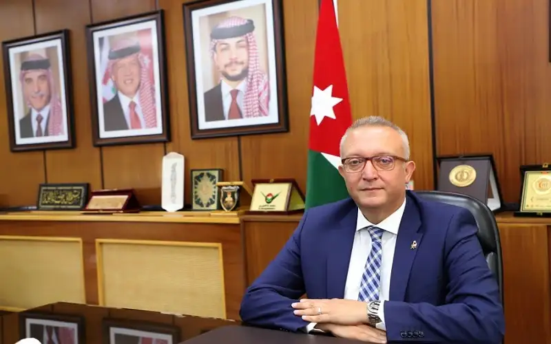 المساد يشيد ببرامج واداء كلية التربية