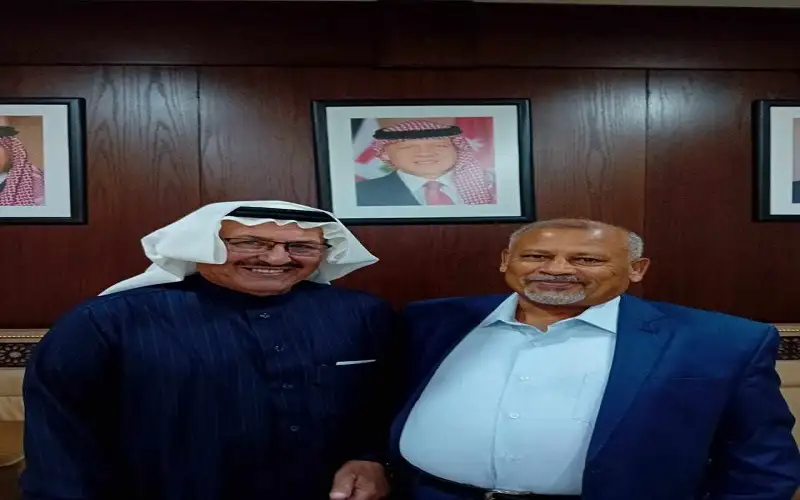 من هو مستشار الملك لشؤون العشائر