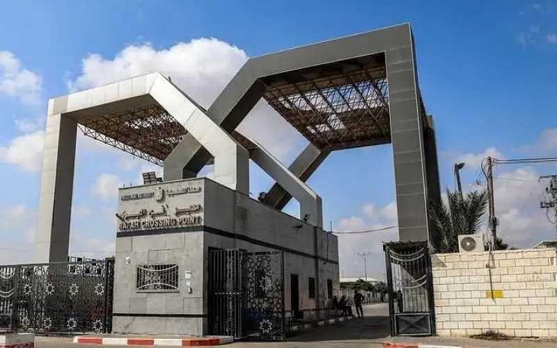 تقارير مصرية: فتح رفح لاستقبال المصابين