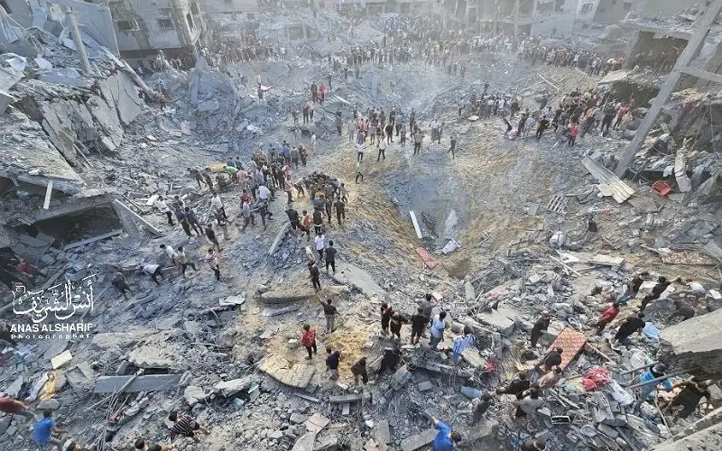 18 شهيدا من اسرة مهندس بقناة