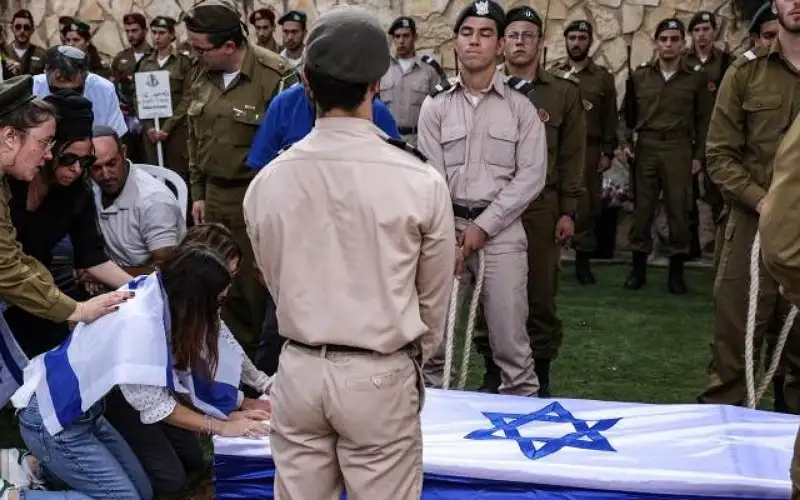 جيش الاحتلال يعلن مصرع 317 من