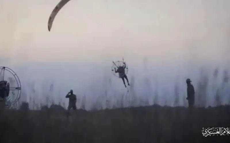 إعلام الاحتلال: اشتباه باختراق طائرات شراعية