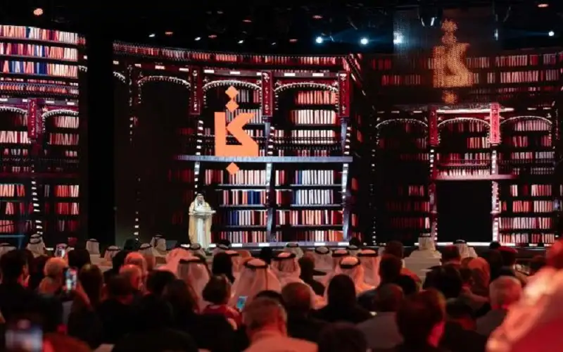 سلطان القاسمي يفتتح معرض الشارقة الدولي