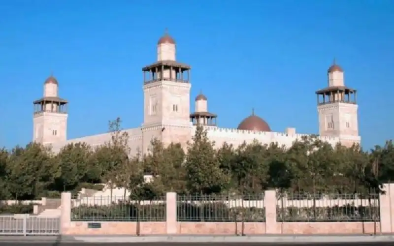 وزير الأوقاف يعمم بإقامة صلاة الغائب