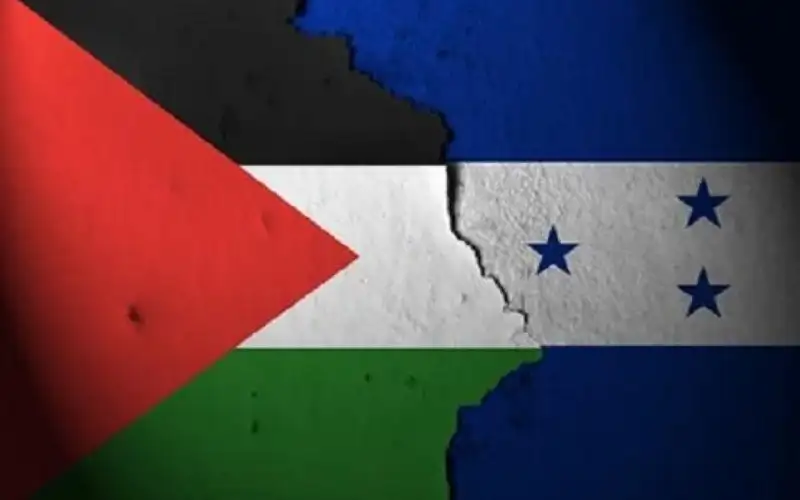 هندوراس تستدعي سفيرها من الكيان