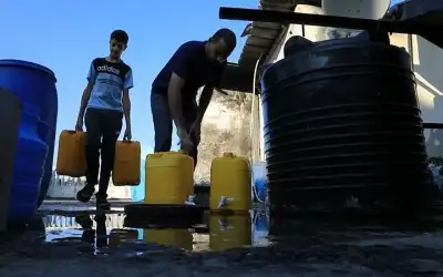 الاحتلال يدمر خزان مياه يخدم أكثر