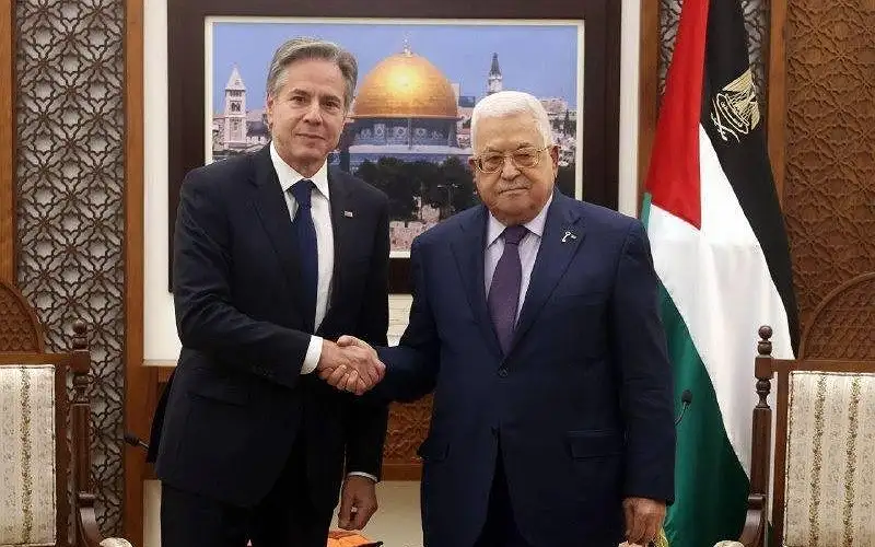 عباس: منظمة التحرير الممثل الوحيد لشعبنا