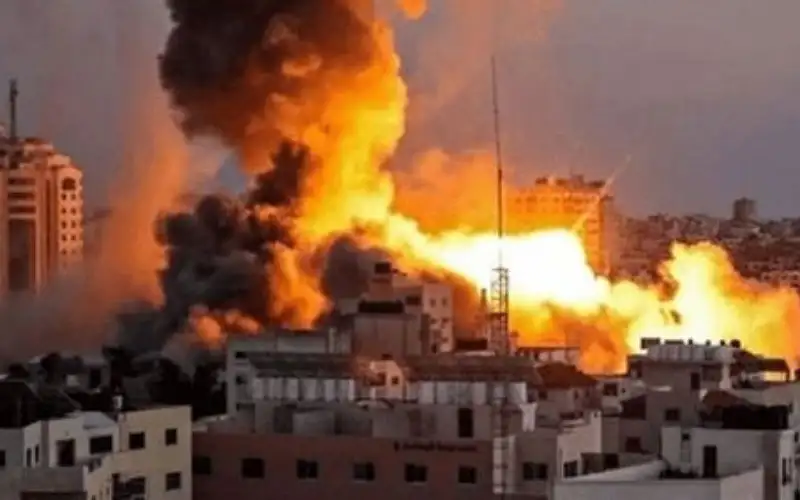 انقطاع كامل لخدمات الاتصالات والإنترنت مع