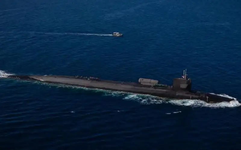 وصول الغواصة الأميركية أوهايو إلى الشرق