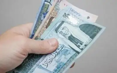 تحويل مستحقات العاملين بالتعليم الإضافي للبنوك