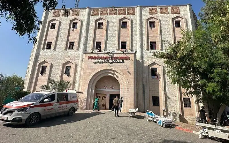 اللجنة المشرفة على بناء المستشفى الإندونيسي