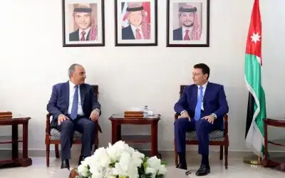 الصفدي يبحث وأمين عمان تعزيز التعاون