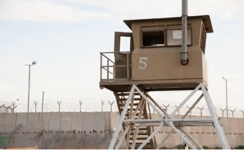 استشهاد أسير فلسطيني من غزة في