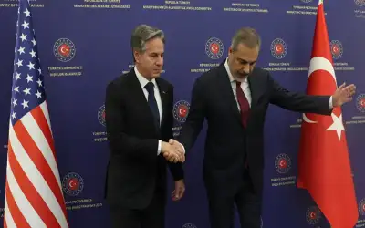 ماذا يفعل أبو عبيدة في تركيا