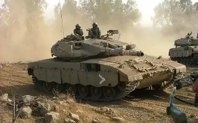 القسام تدمر دبابتين شمال بيت حانون