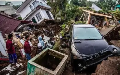 زلزال مدمر يضرب قبالة سواحل إندونيسيا