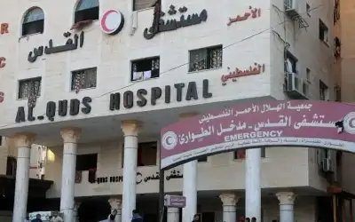 الاحتلال يستهدف غرفة العناية المركزة بمستشفى