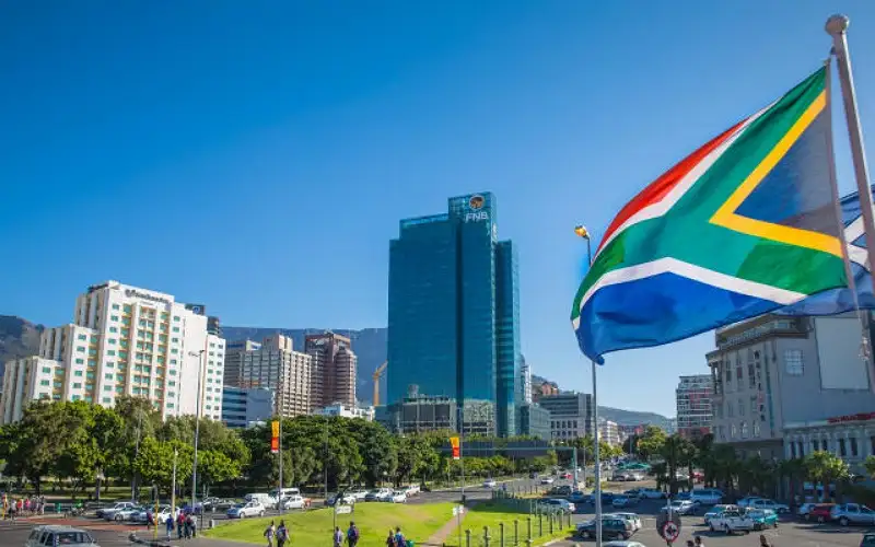 جنوب إفريقيا تستدعي سفير تل أبيب