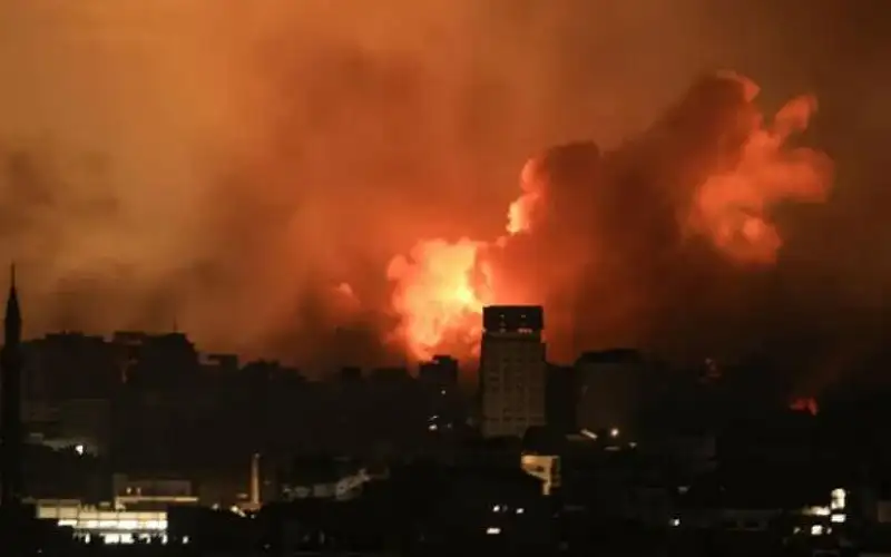 استشهاد طبيبين بقصف استهدف مستشفى مهدي