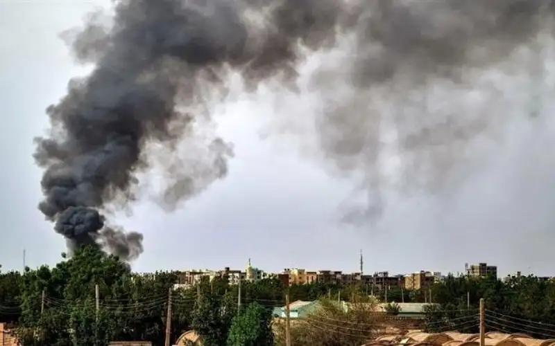 الجيش السوداني يشن غارات على مواقع