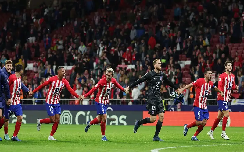 أتلتيكو مدريد يقلب تأخره إلى فوز