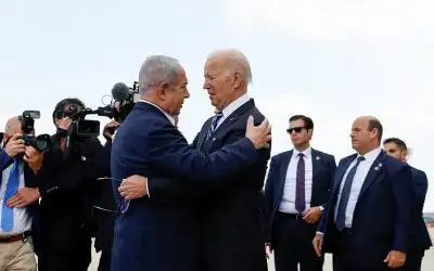 البيت الأبيض: من حق إسرائيل استهداف
