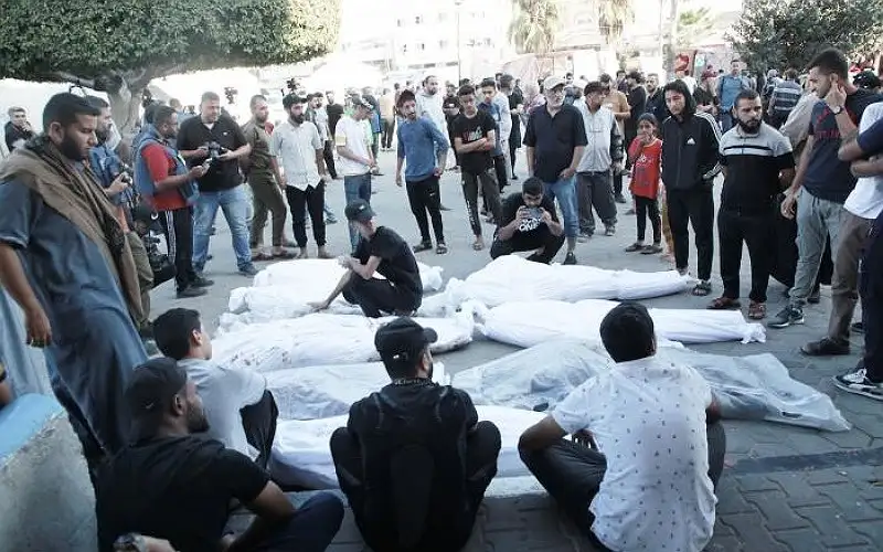 مدير مجمع الشفاء: دفن 179 شهيدا