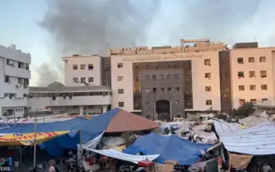 مستشفى الشفاء .. حفر مقبرة جماعية