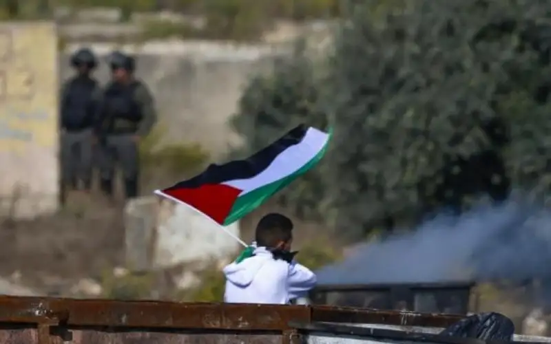 اعتقال أكثر من 2735 فلسطينيا في