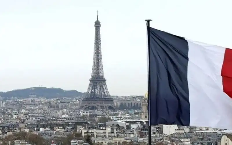 فرنسا تشهد ارتفاعا كبيرا بمعدل البطالة