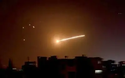 سماع دوي انفجارات عنيفة في محيط