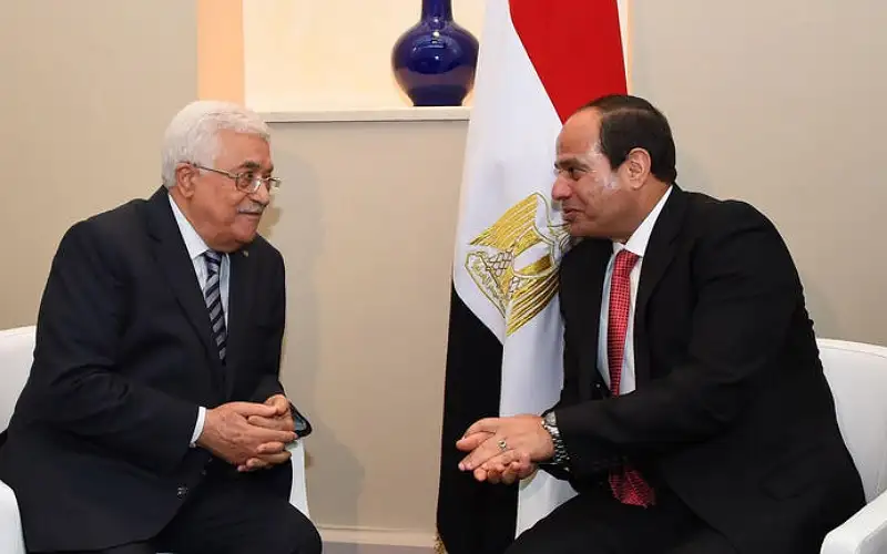 التلفزيون الإسرائيلي: لا عباس ولا السيسي