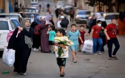 807 آلاف من سكان غزة وشمالها