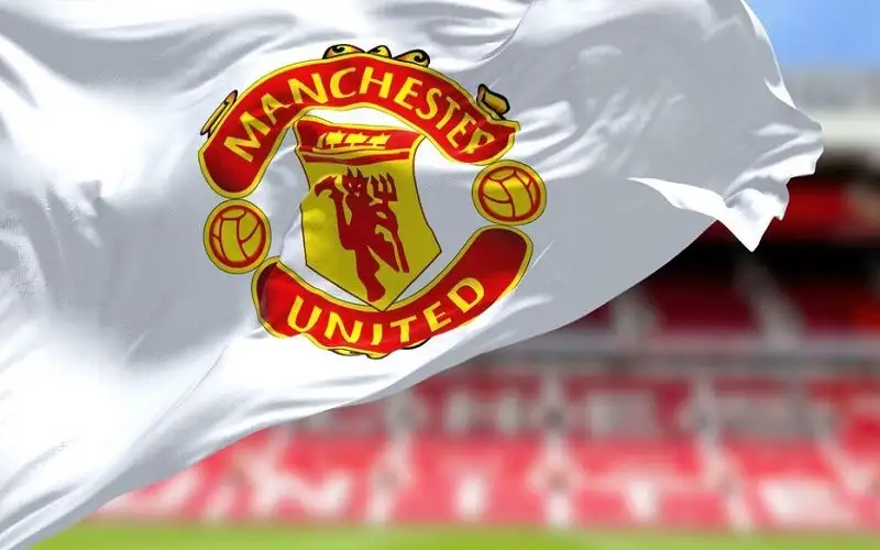 جيم راتكليف وعائلة جليزر يقتربان من