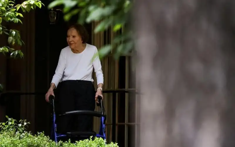 وفاة السيدة الأمريكية الأولى السابقة كارتر