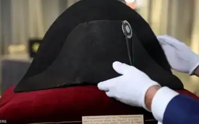 بيع قبعة لنابليون بونابارت بـ1932 مليون