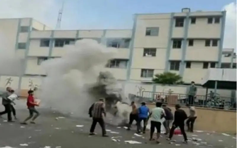 الاحتلال يقصف مدرسة تأوي نازحين غربي