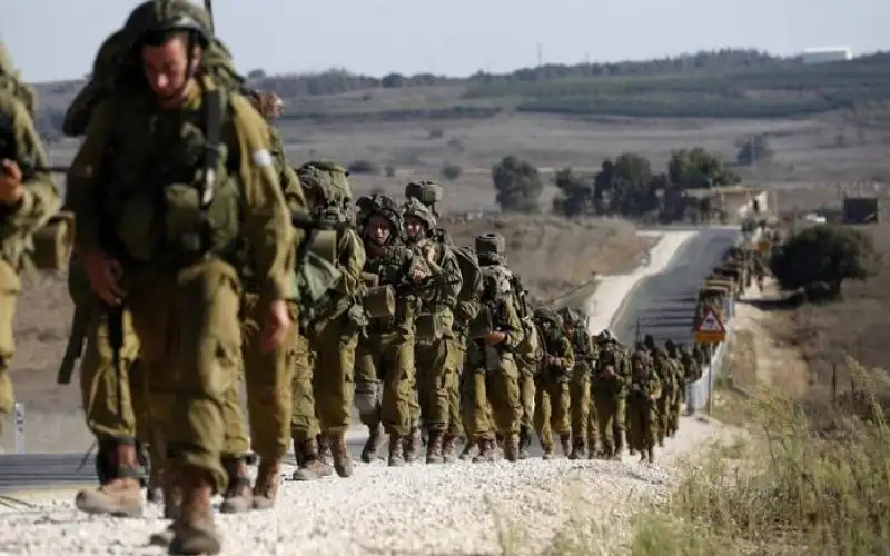 قوة كبيرة من جيش الاحتلال تقتحم