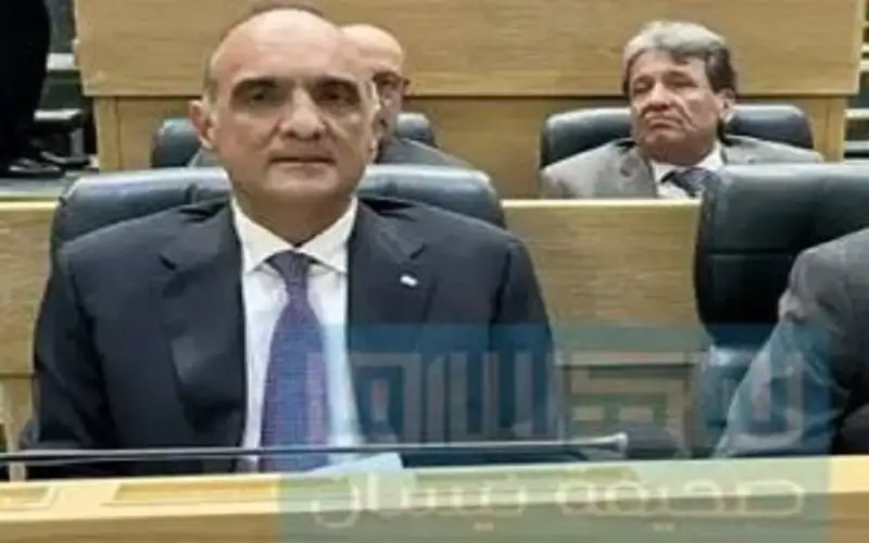 الخصاونة: غياب الحل السياسي سينقلنا لانفجار